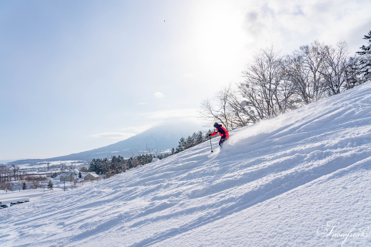 倶知安町旭ケ丘スキー場　羊蹄山を見上げながら滑走、地元のスキーヤー＆スノーボーダーたちに長く愛される粉雪ゲレンデ！
